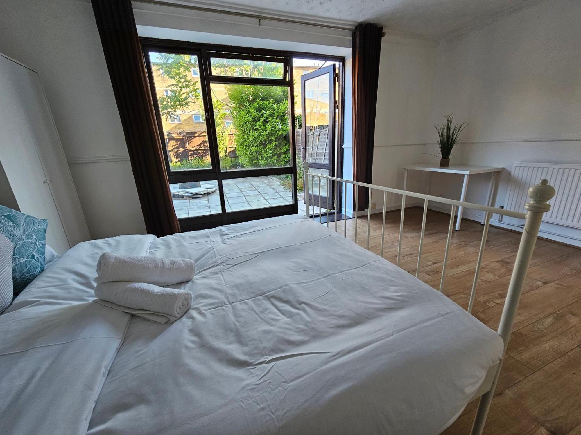 Towerhill Rooms ลอนดอน ภายนอก รูปภาพ